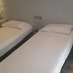 Konukevi Mimi Ramblas Barselona