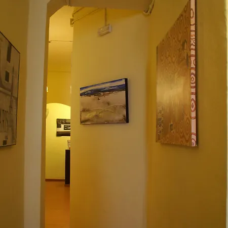 호스탈 미미 라 람블라스 게스트하우스