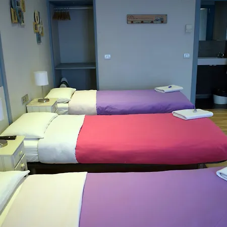 호스탈 미미 라 람블라스 *