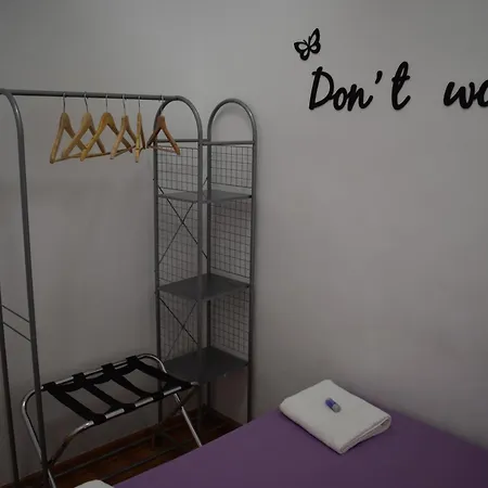 호스탈 미미 라 람블라스 게스트하우스