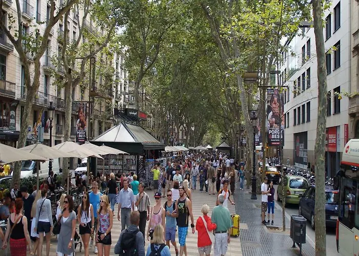 Mimi Ramblas Guest house