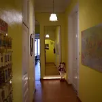Mimi Ramblas Konukevi Barselona